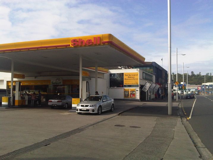 Royal Dutch  <a href='/stock/profile/12-royal-dutch-shell'>Royal Dutch Shell</a> 